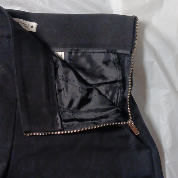 Zara Black High Waist Shorts Tailored Fit - Picture 2 of 9